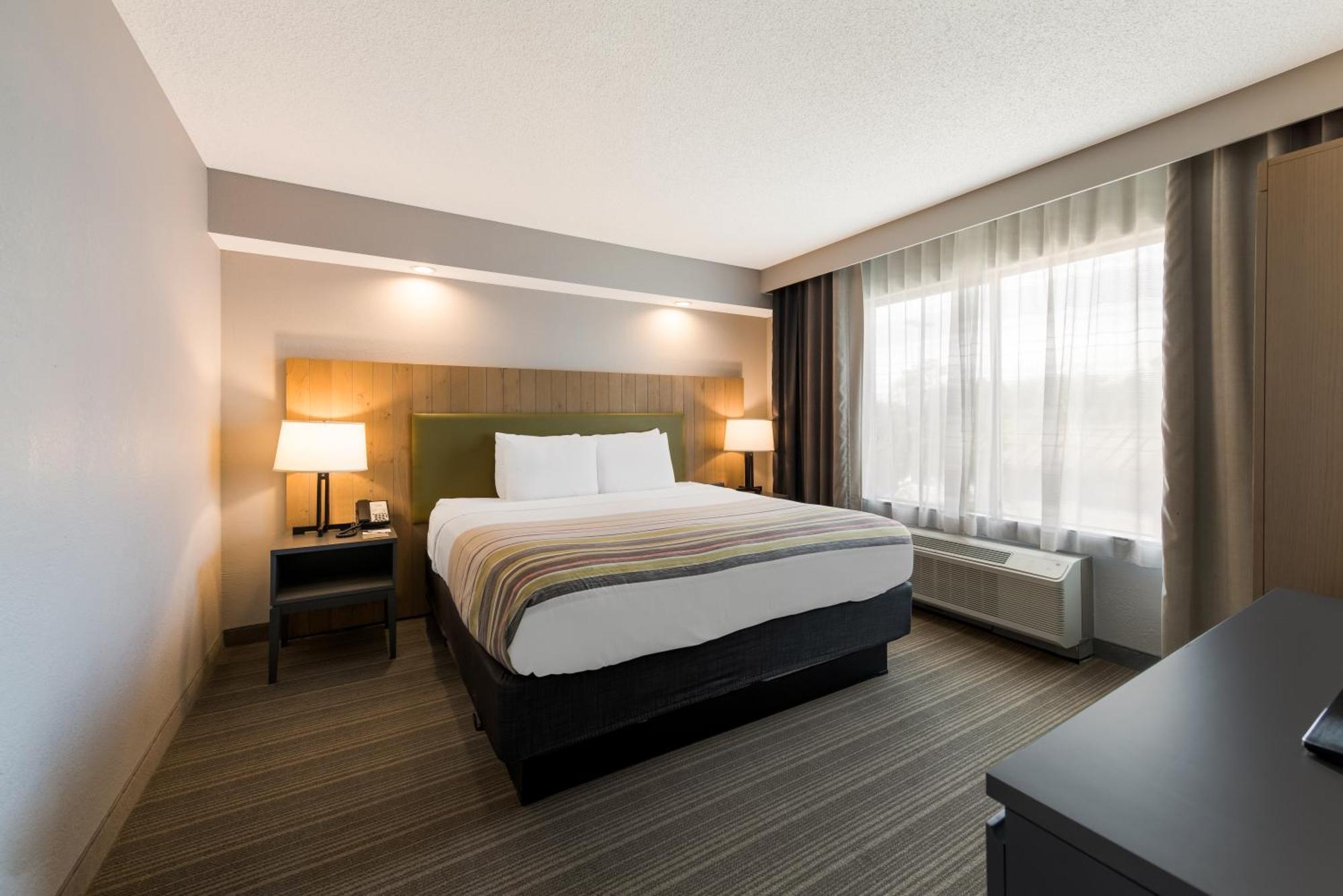 Country Inn & Suites By Radisson, Wichita East, Ks 外观 照片